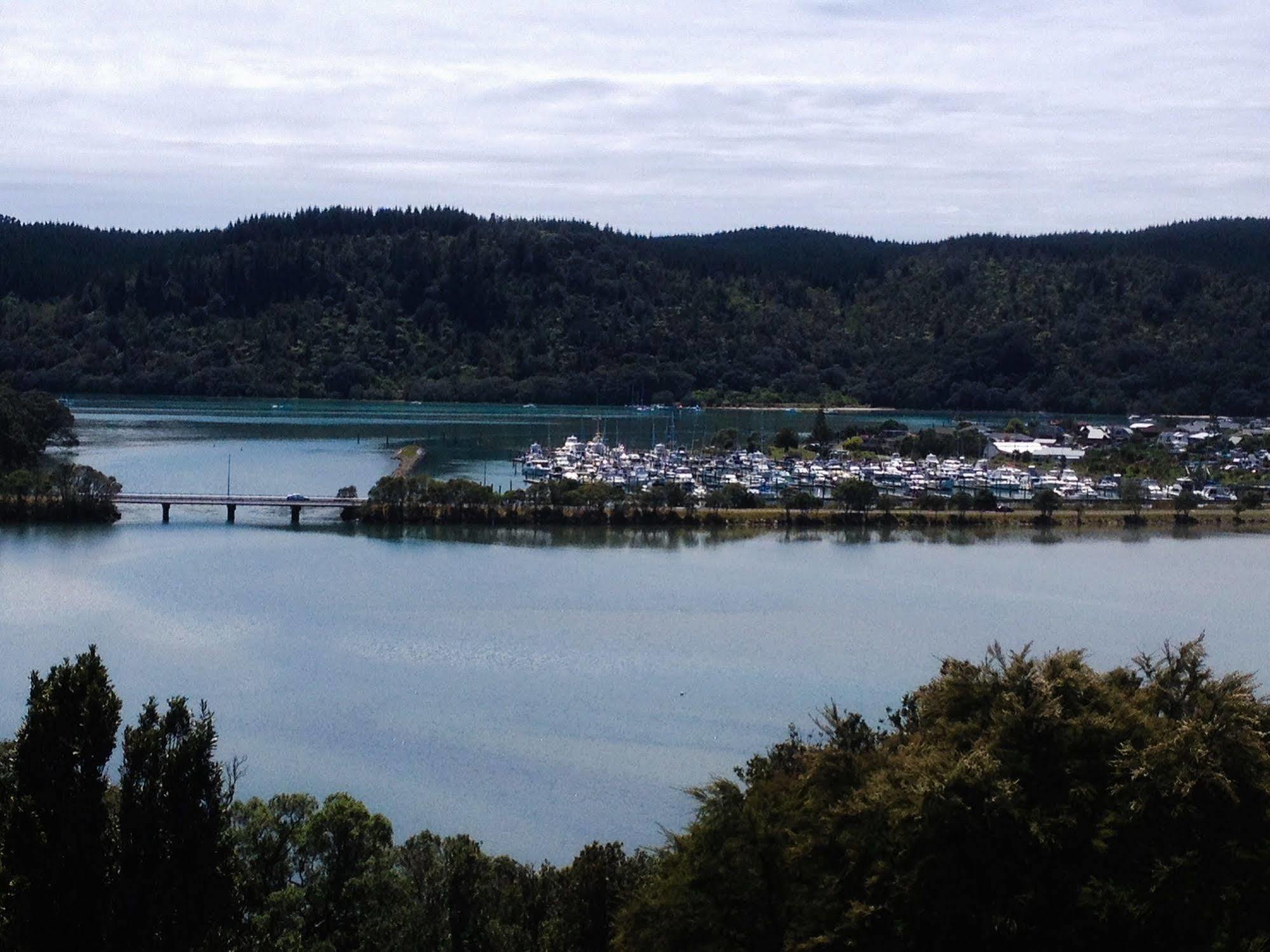 Whangamata Vistas B&B Exterior foto